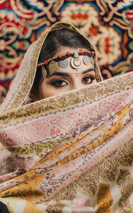 Kashmiri Kalamkari Sozni Work Shawl - White | Handmade - Kashmir Jama