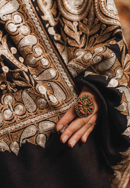 Kashmiri Tilla Embroidery Shawl - Black | Pashmina - Kashmir Jama