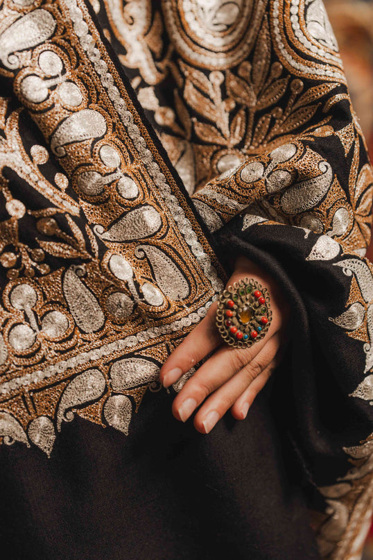 Kashmiri Tilla Embroidery Shawl - Black | Pashmina - Kashmir Jama