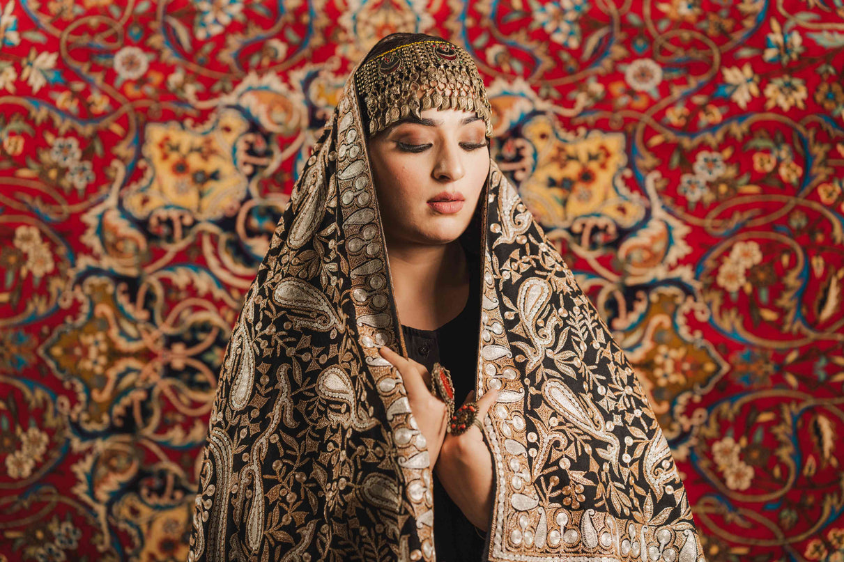 Kashmiri Tilla Embroidery Shawl - Black | Pashmina - Kashmir Jama