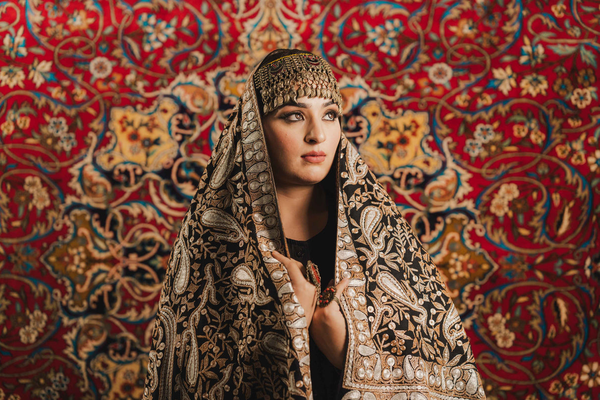Kashmiri Tilla Embroidery Shawl - Black | Pashmina - Kashmir Jama