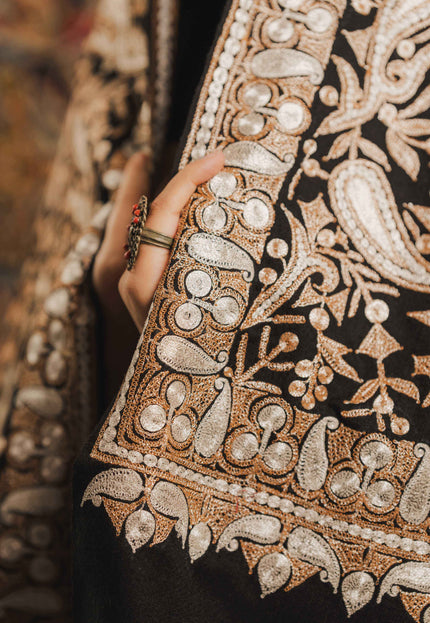 Kashmiri Tilla Embroidery Shawl - Black | Pashmina - Kashmir Jama