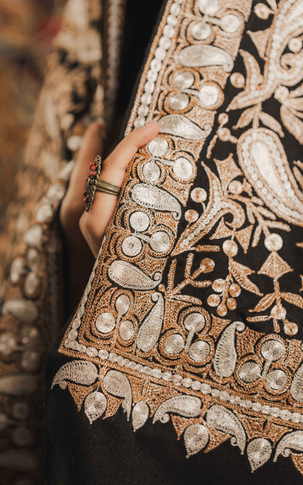 Kashmiri Tilla Embroidery Shawl - Black | Pashmina - Kashmir Jama