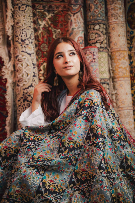 Kashmiri Kalamkari Shawl - Black Hamdan | Zari Outline - Kashmir Jama