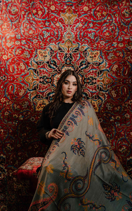 Kashmiri Kalamkari Sozni Shawl - Natural Grey | Paisley - Kashmir Jama
