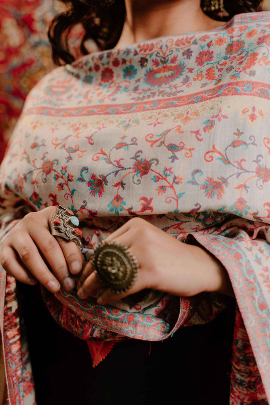Kashmiri Kani Shawl - White | Jamawar - Kashmir Jama