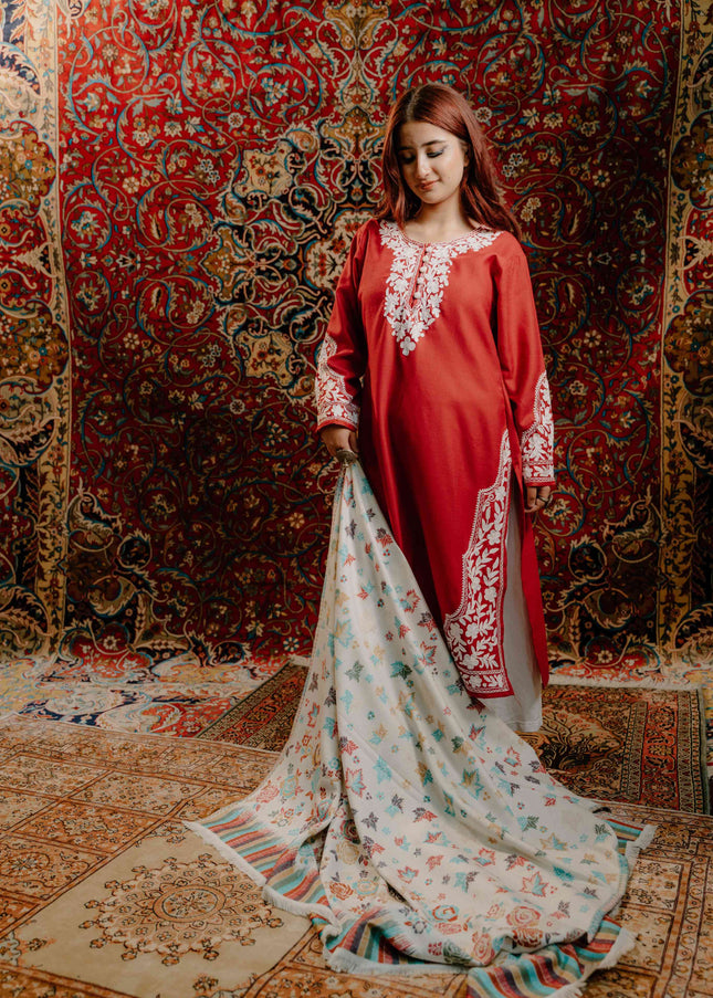 Kashmiri Kani Shawl - White | Chinar - Kashmir Jama