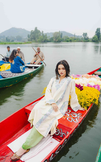 Kashmiri Aari Work Phiran - Off White - Kashmir Jama