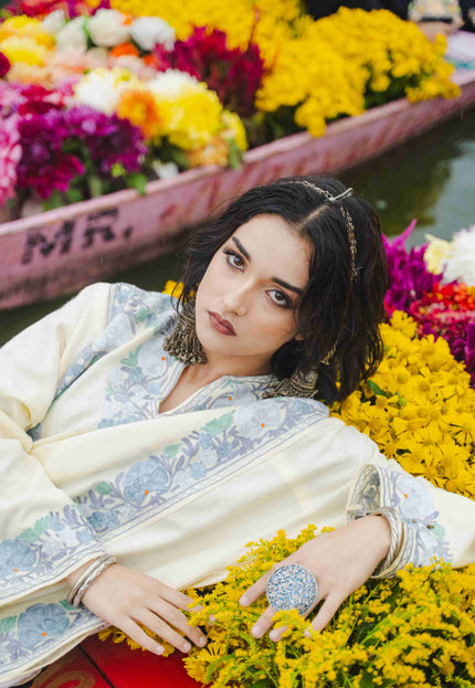 Kashmiri Aari Work Phiran - Off White - Kashmir Jama