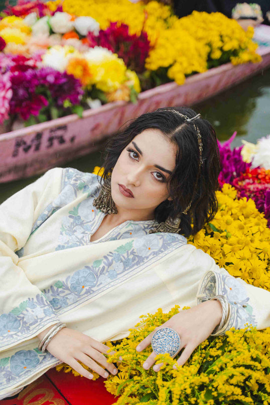 Kashmiri Aari Work Phiran - Off White - Kashmir Jama