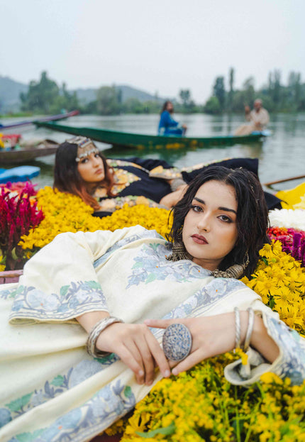 Kashmiri Aari Work Phiran - Off White - Kashmir Jama